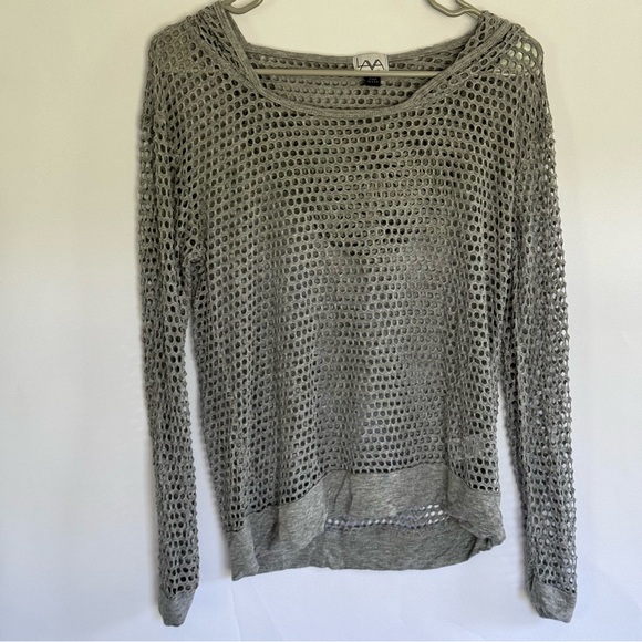 Laser cut Beach hoodie from Buckle High low hem Gray USA Made Small - Picture 16 of 16